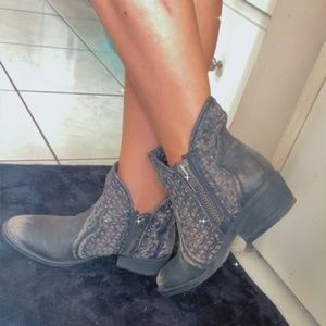 Fashion heels